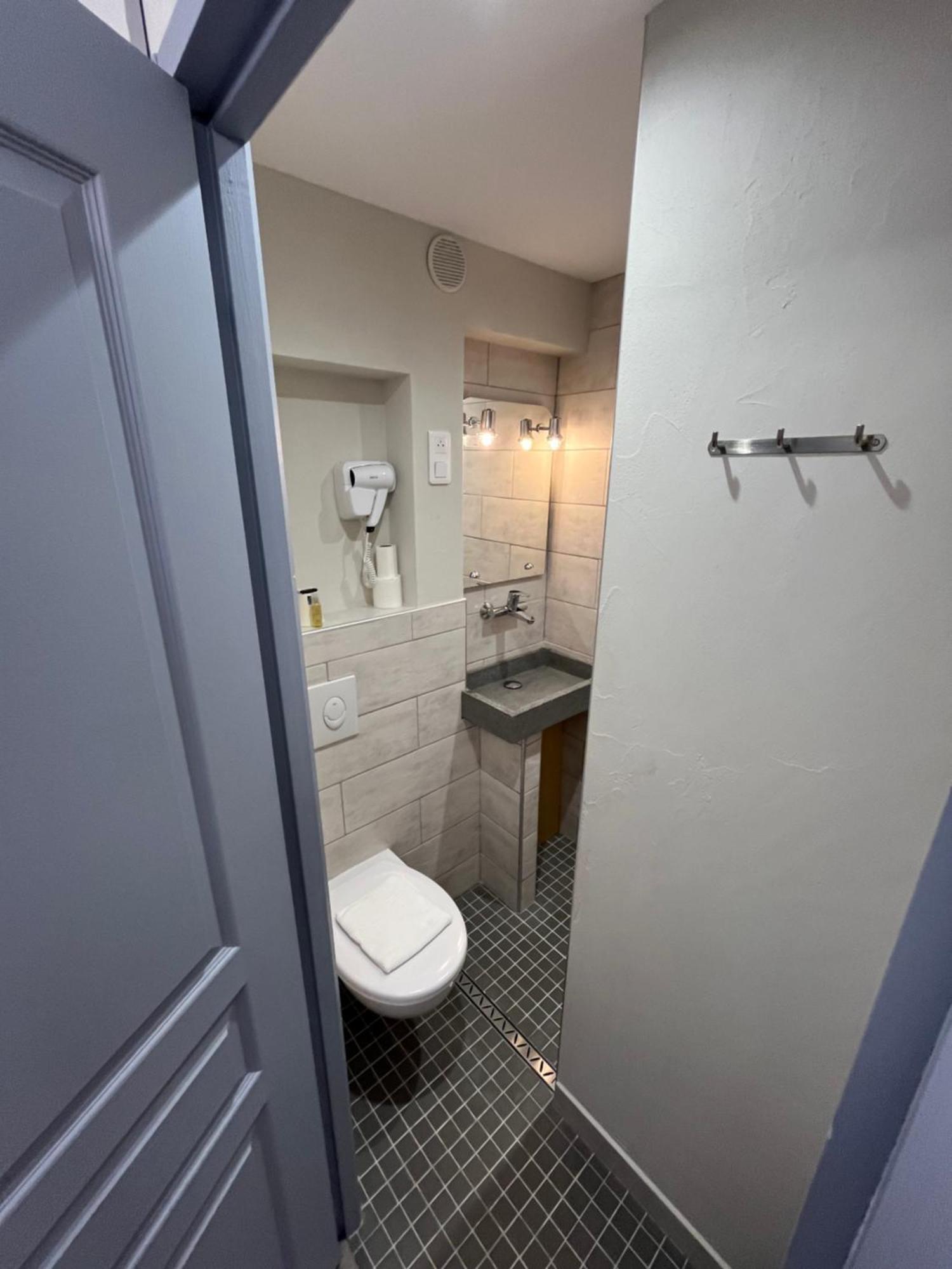 Nouvel Hotel Lons-le-Saunier Dış mekan fotoğraf