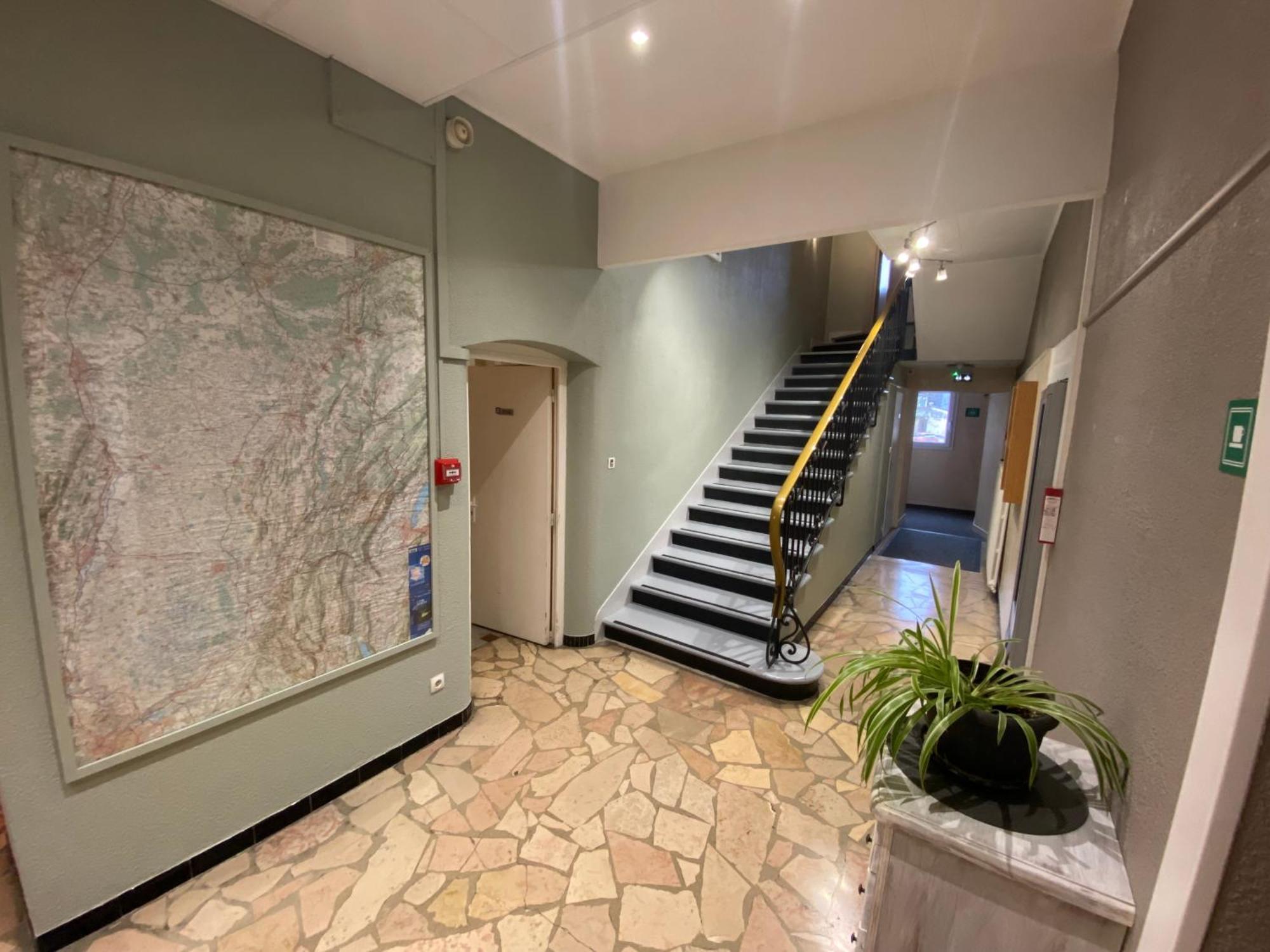 Nouvel Hotel Lons-le-Saunier Dış mekan fotoğraf