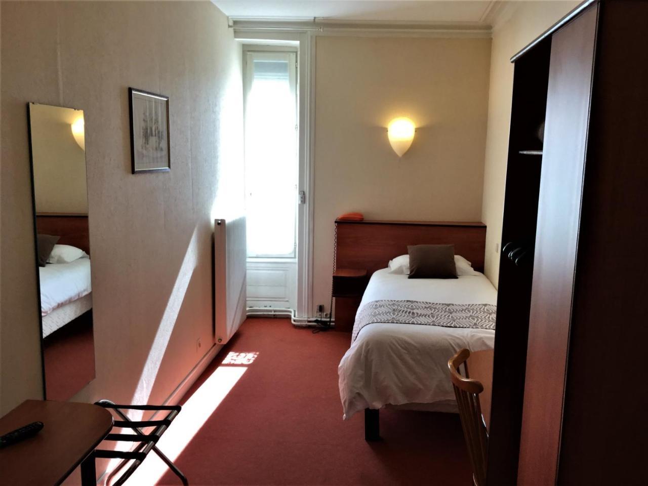 Nouvel Hotel Lons-le-Saunier Dış mekan fotoğraf